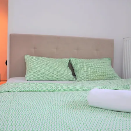Prudentia Jana Kazimierza Apartment *